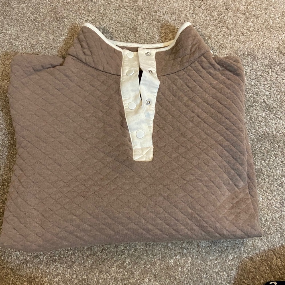 Quilted pullover